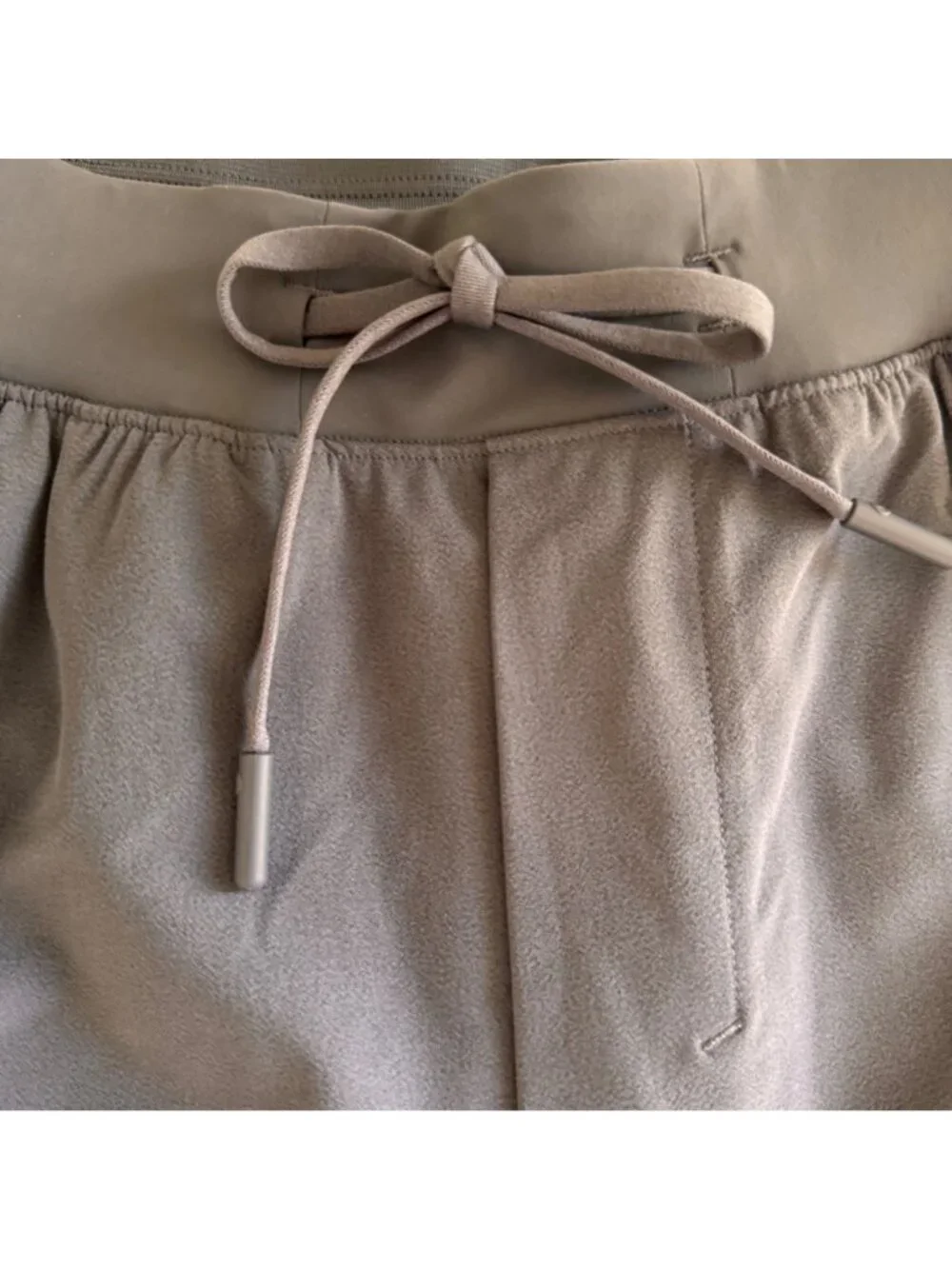 Lululemon Zeroed In Womens Athletic Short Gray XS Lightweight Zip Pocket Running - Picture 16 of 16